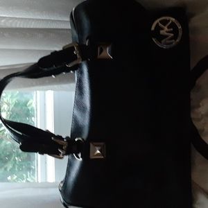 Michael Kors signature satchel. Wonderful condition w/dust bag